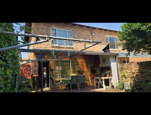 2 BEDROOM APARTMENT FOR SALE IN ANNLIN